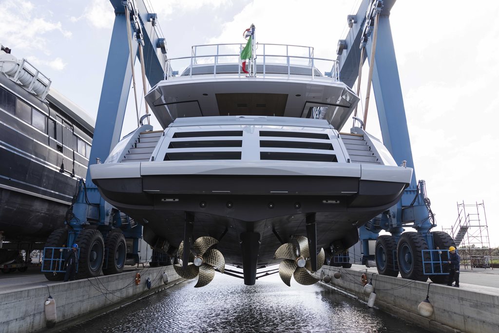 3_Mangusta