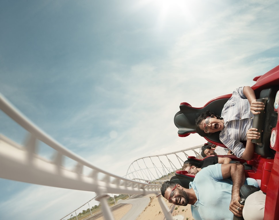 4_Ferrari_World2