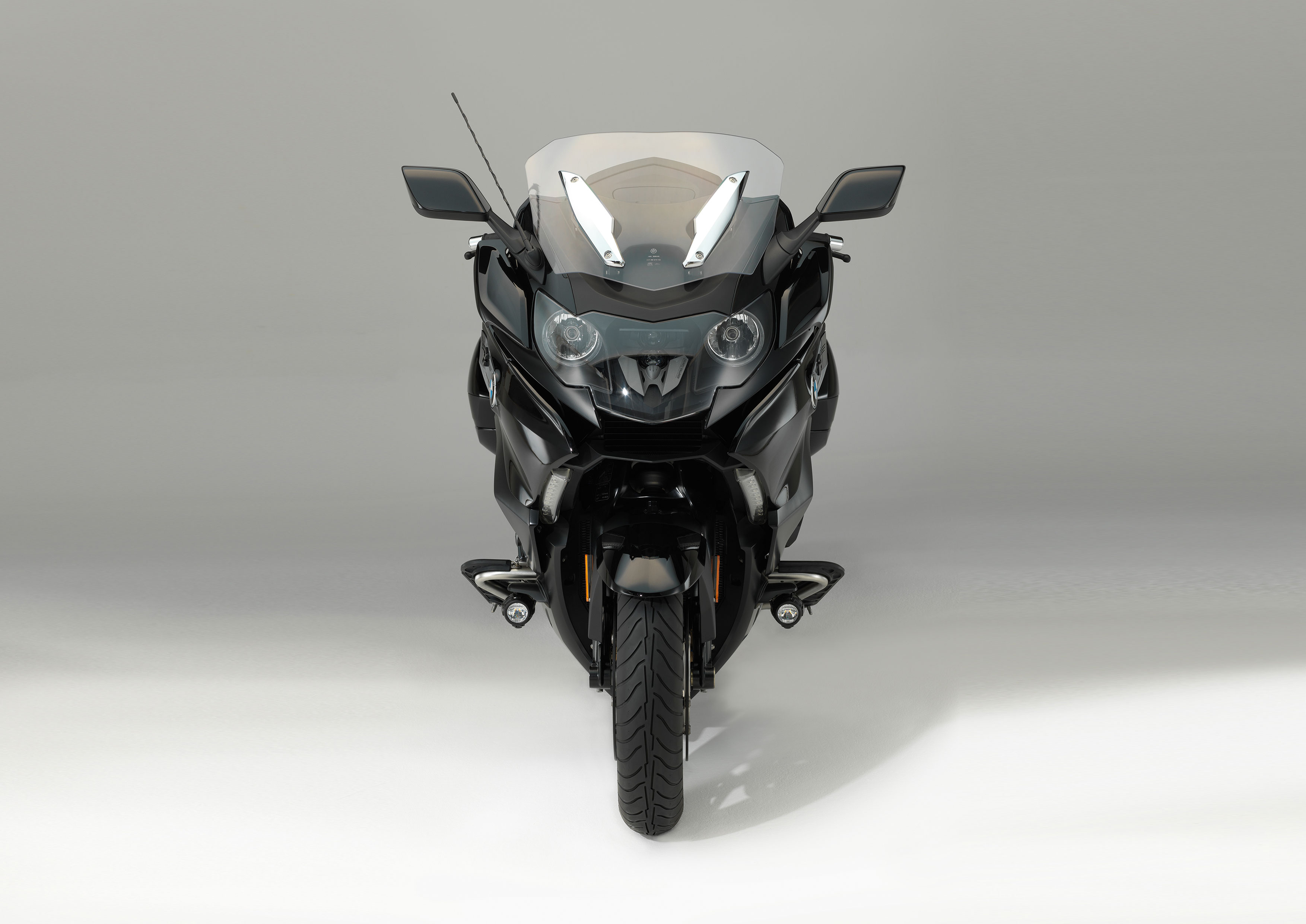 BMW K 1600 B Head @ PeakLife