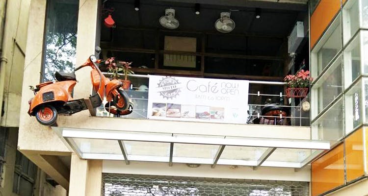 moto store