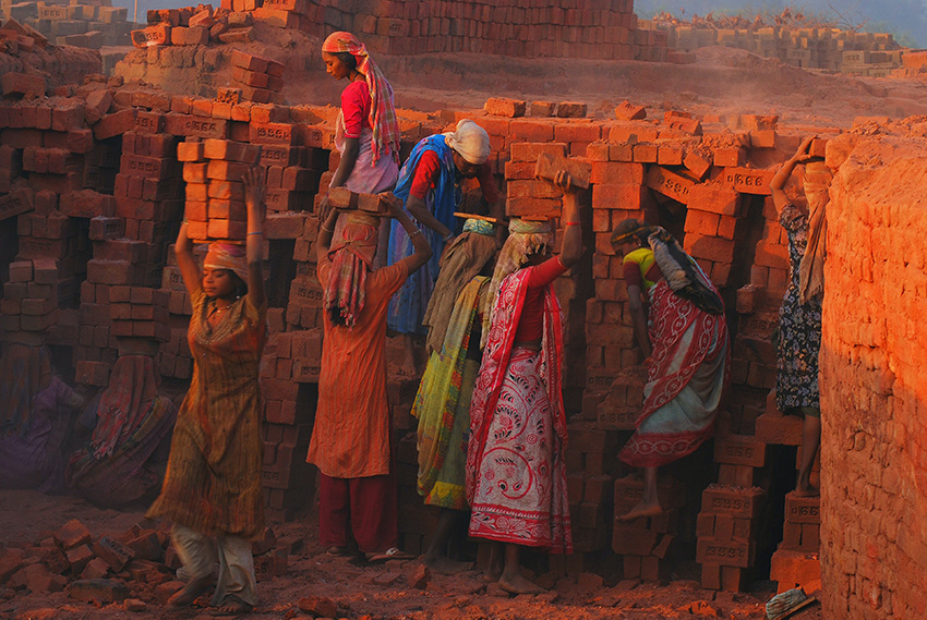 How Heat Waves Disrupt the Indian Economy