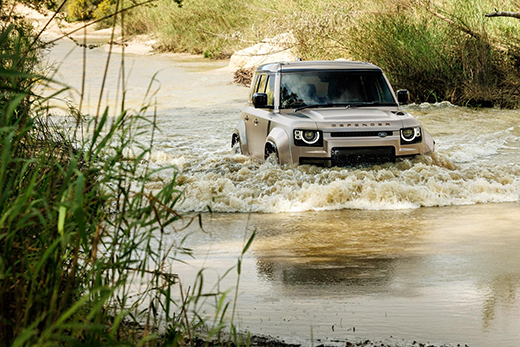 The New Defender OCTA Epitome of Power, Luxury and Performance-Image 3