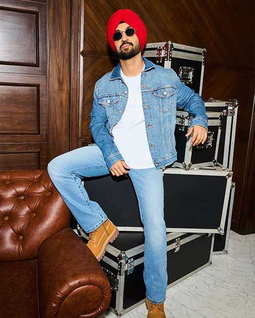 What’s Buzzing Fashion, Tech, and Travel Picks You Can’t Miss-Image 9