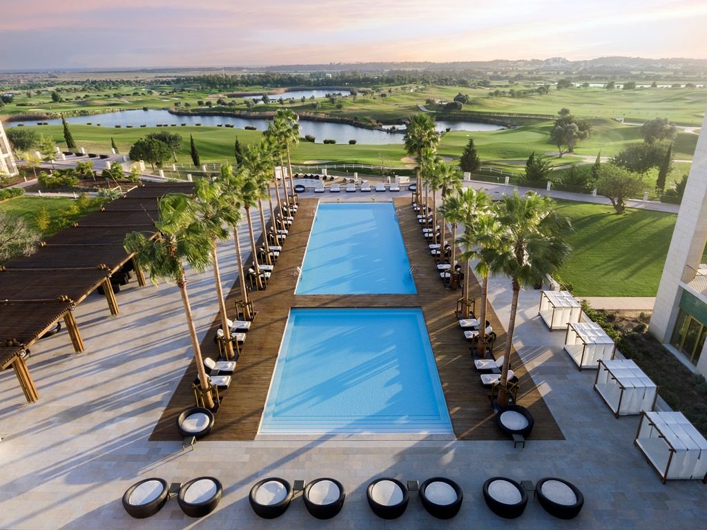 2_Anantara_Vilamoura_Algarve_Resort_Main_Pool_Aerial