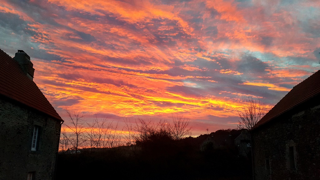 1_A common morning sky in Cotentin