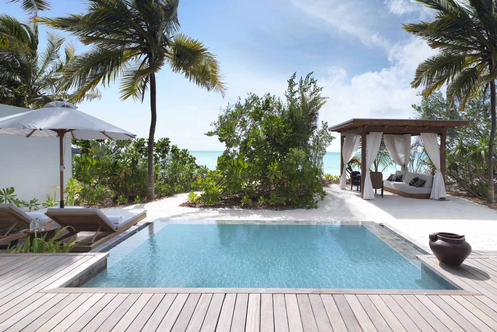 Fairmont-Maldives-Sirru-Fen-Fushi Sirru Fen Fushi - beach villa plunge pool