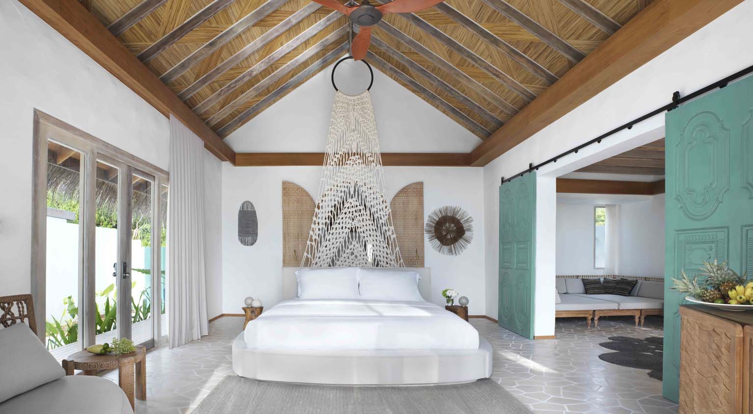 Fairmont-Maldives-Sirru-Fen-Fushi Sirru Fen Fushi - beach villa room