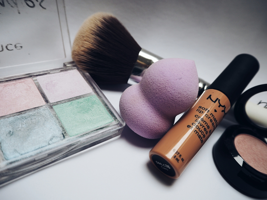 cosmetics-eyeshadow-lipstick