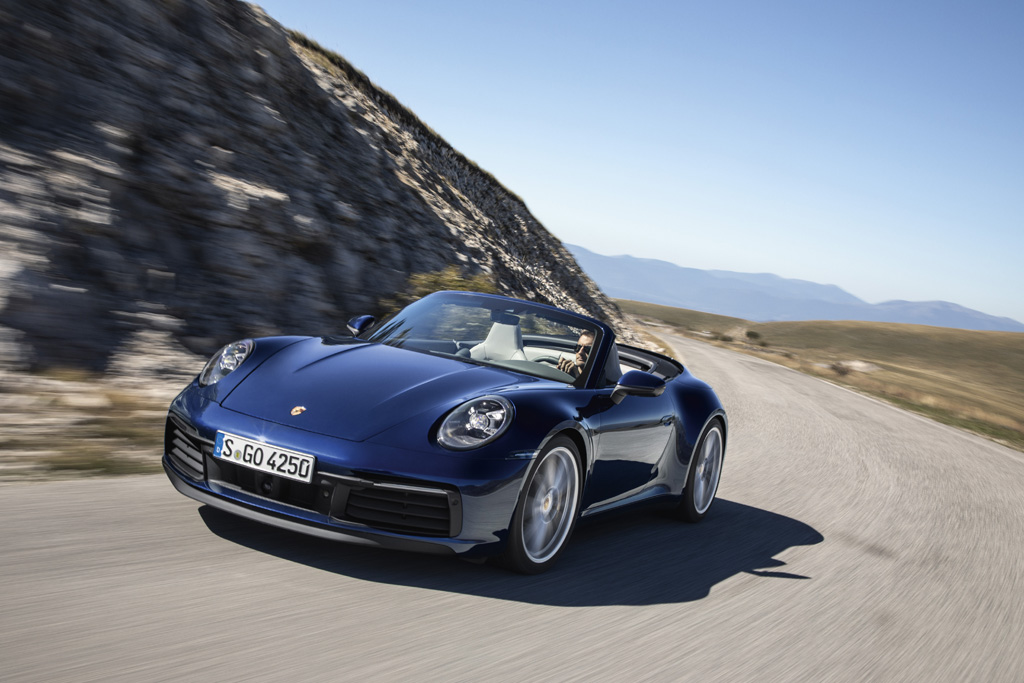 new 911 Cabriolet front