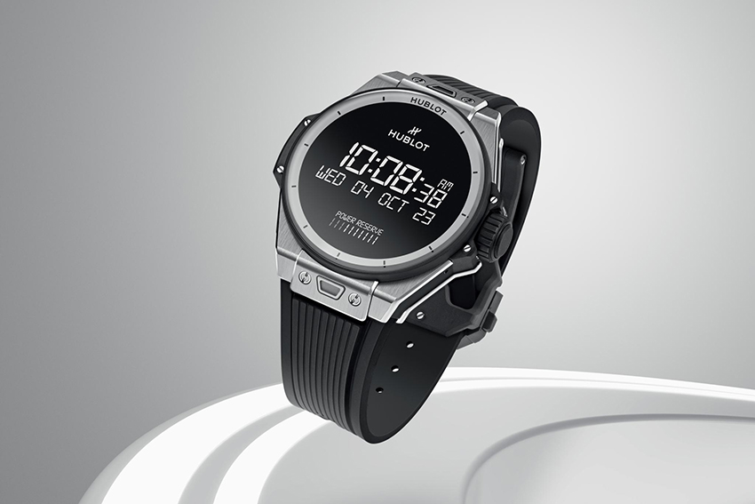 Craftsmanship with Technology- Here are 8 Luxury Smartwatches-Cover Image