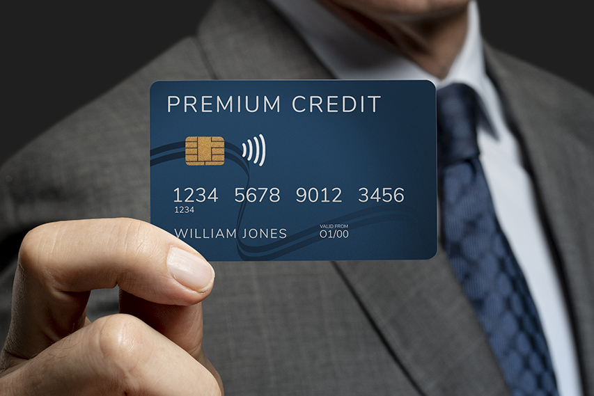 7 Best Credit Cards to Experience Luxury Like Never Before-Cover Image